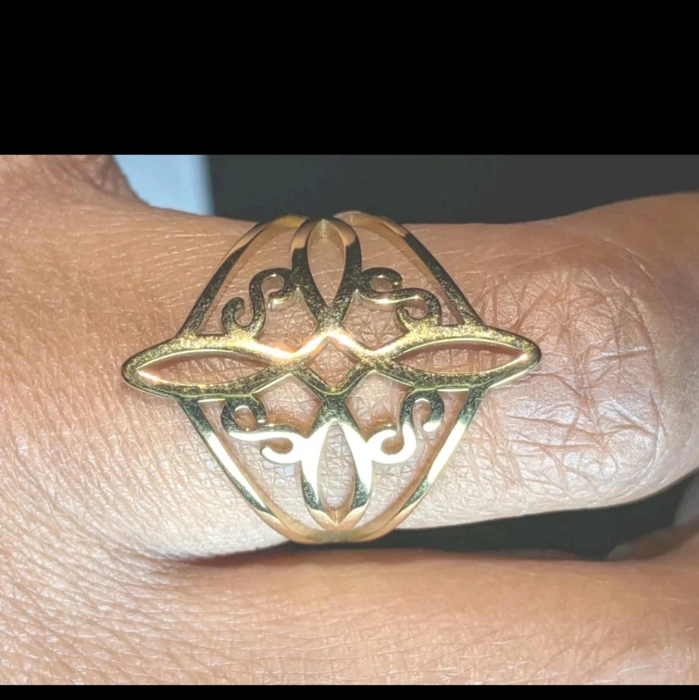 Witch Knot Golden Stainless Steel Ring for Women Wiccan Cross Celtics Knot Sz 7